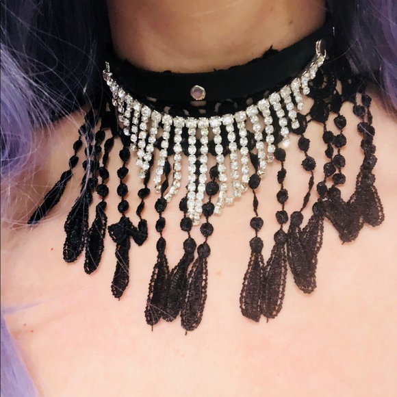 Lace, leather rhinestone choker - Picture 4 of 5